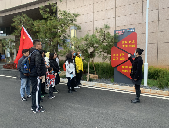 物理科学与技术学院教师党支部到澄江开展红色教育主题党日活动